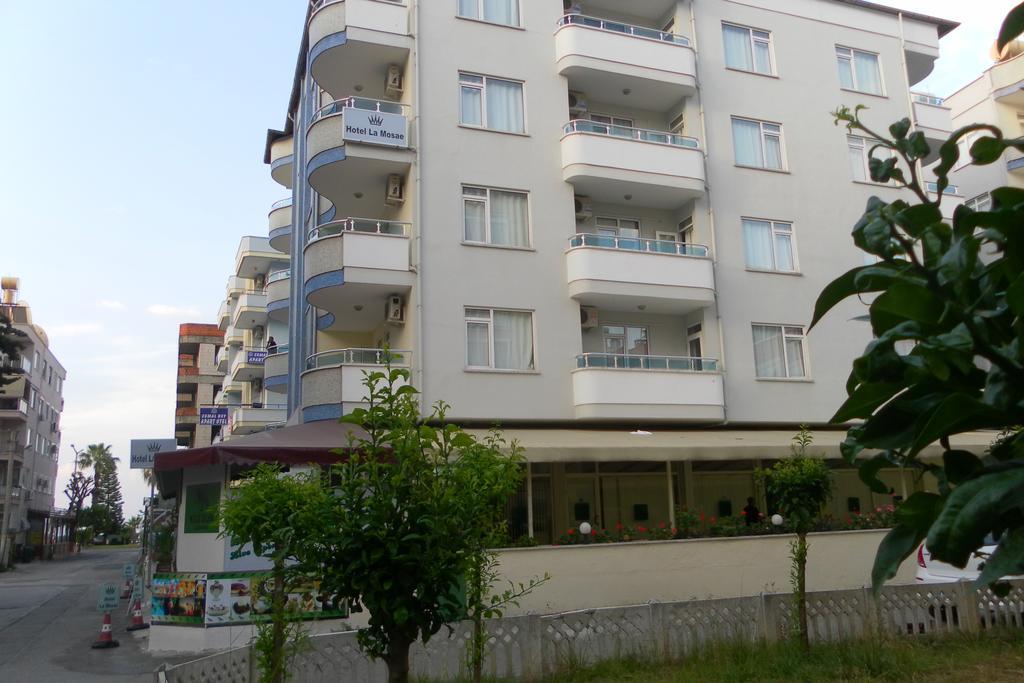 אלאניה Hotel La Mosae מראה חיצוני תמונה