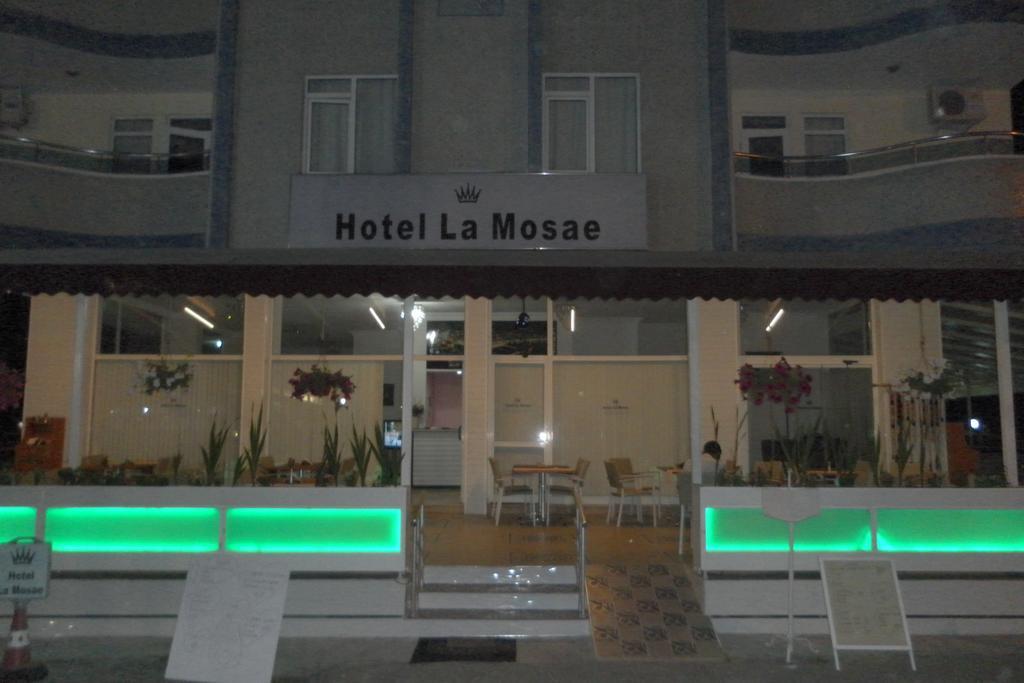 אלאניה Hotel La Mosae מראה חיצוני תמונה