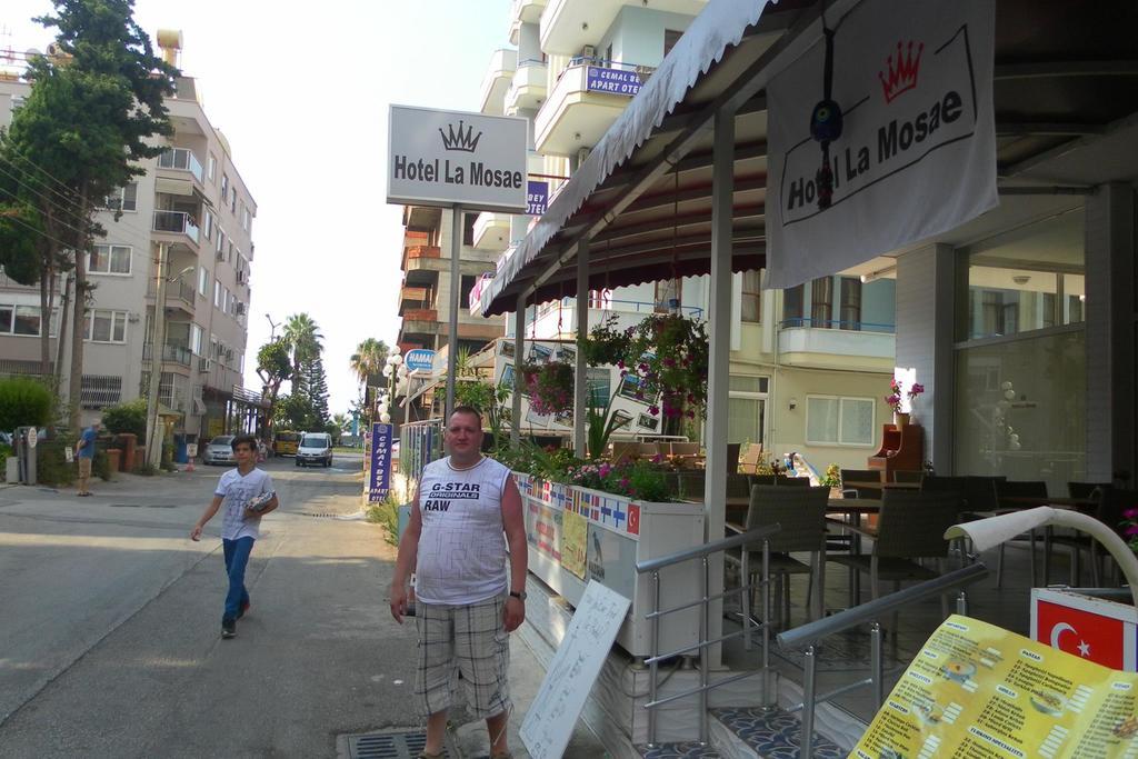 אלאניה Hotel La Mosae מראה חיצוני תמונה