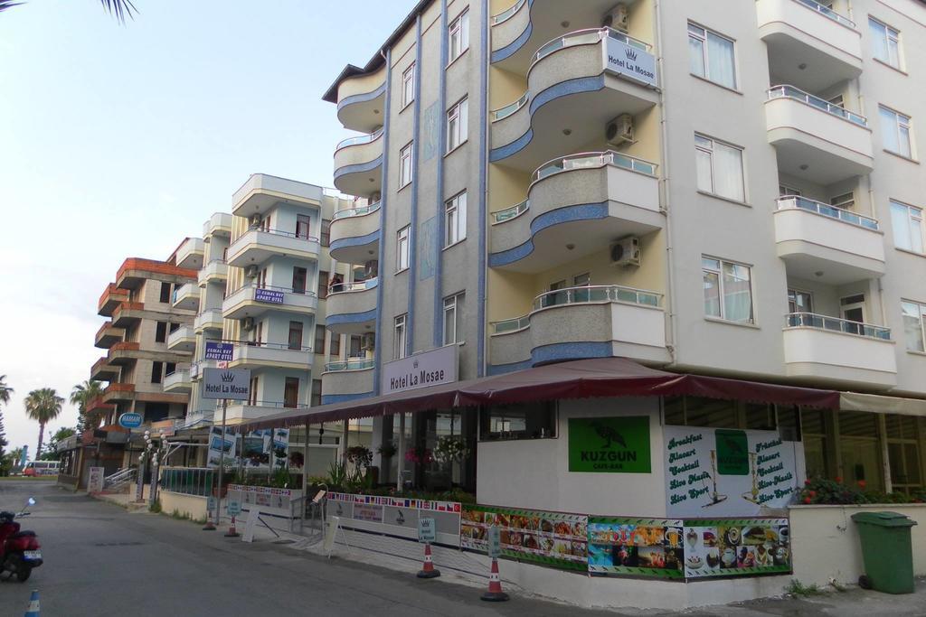 אלאניה Hotel La Mosae מראה חיצוני תמונה
