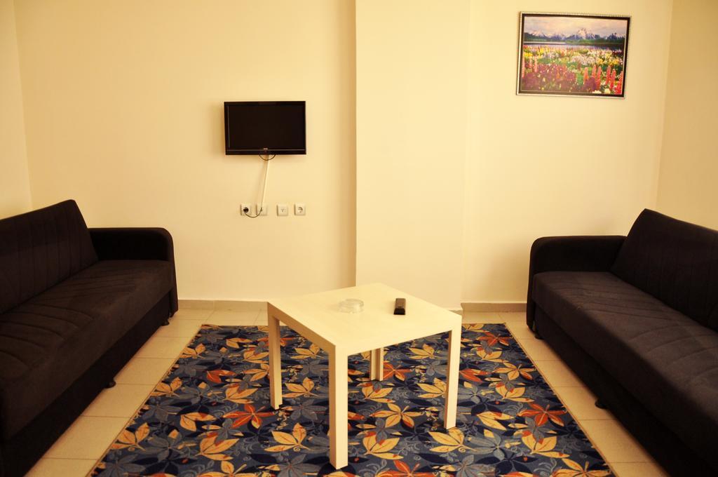 אלאניה Hotel La Mosae חדר תמונה