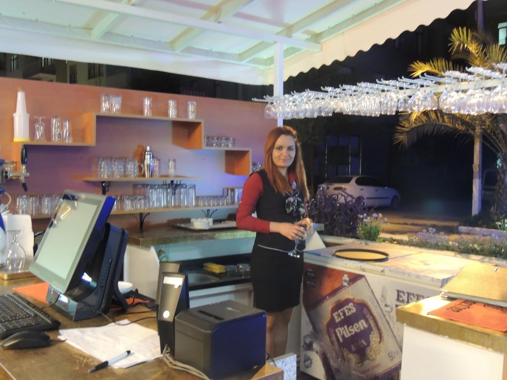 אלאניה Hotel La Mosae מראה חיצוני תמונה